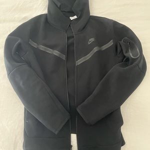 nike tech